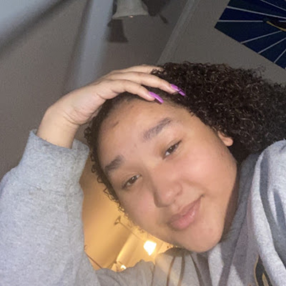 Meet your Posher, Ayanna